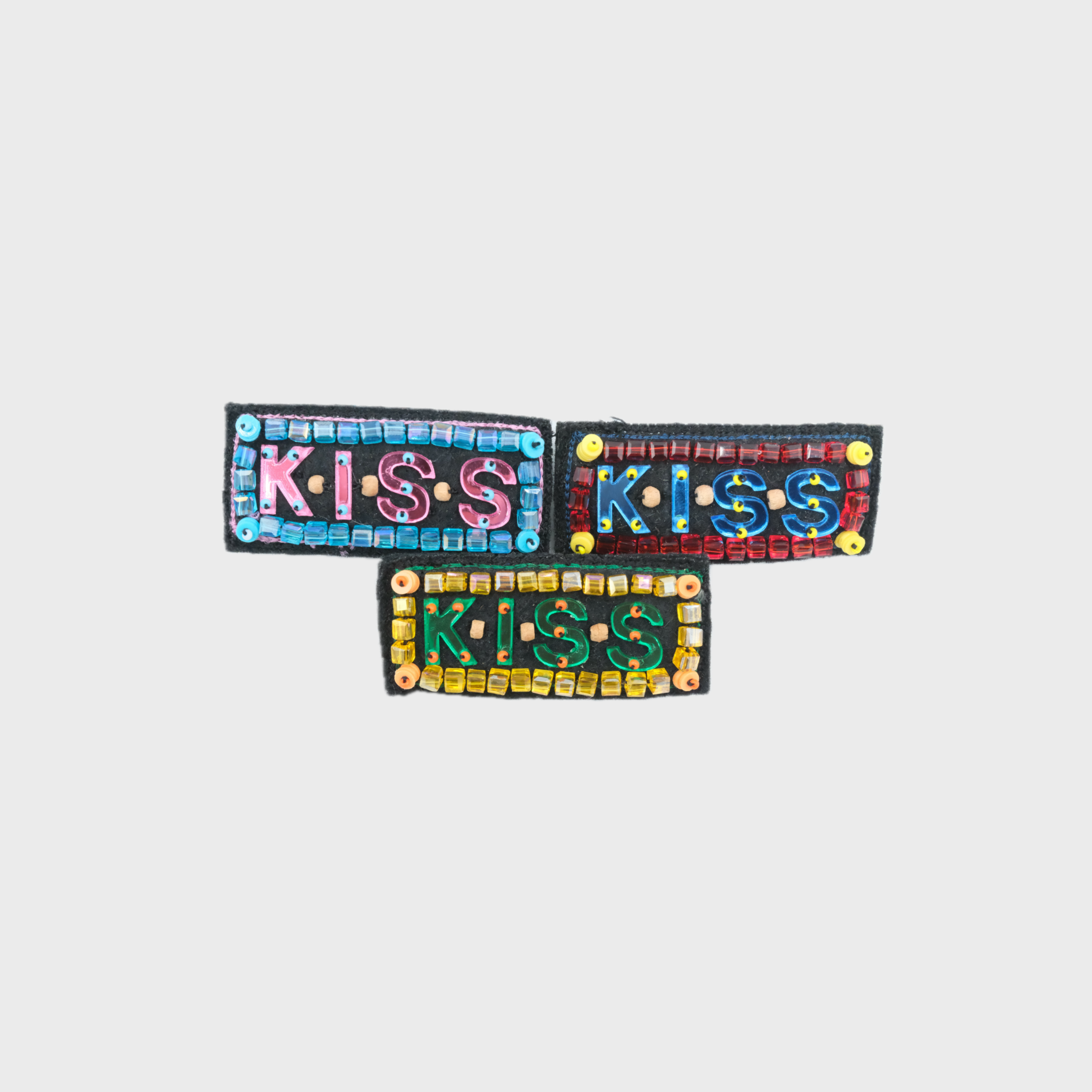 Set KISS Brooches