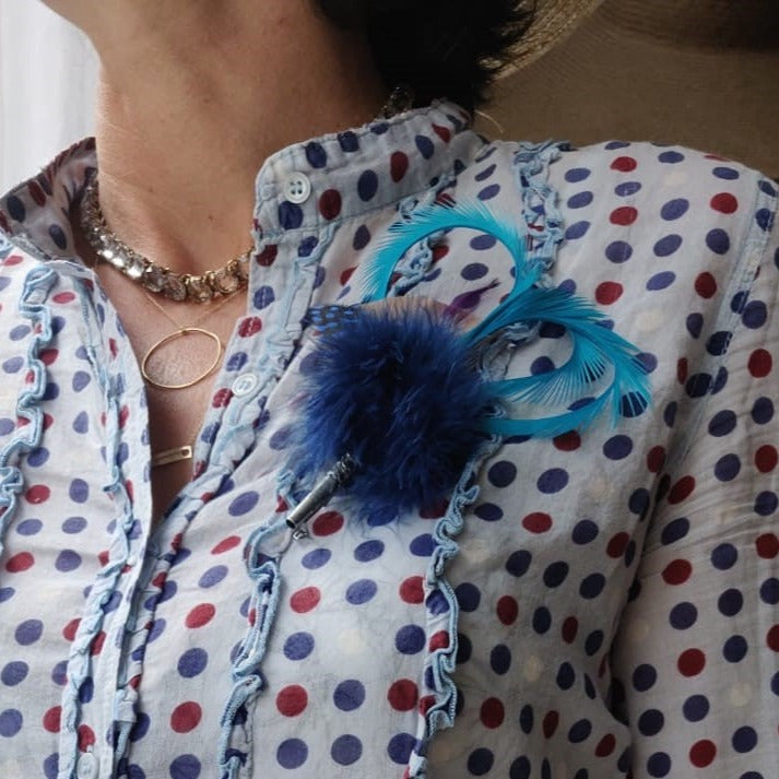 Fluffy brooch