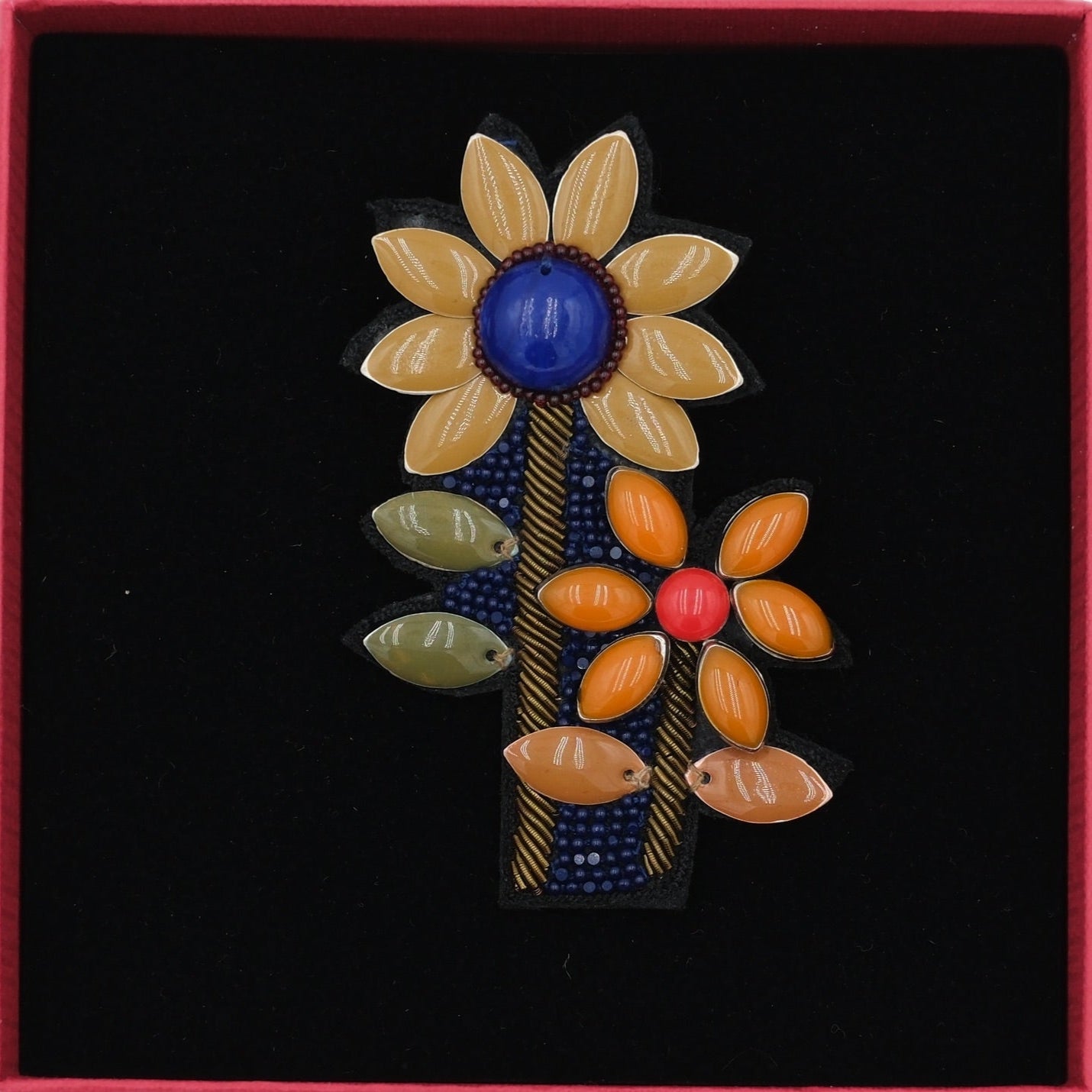 MANUKA BOUQUET BROOCH
