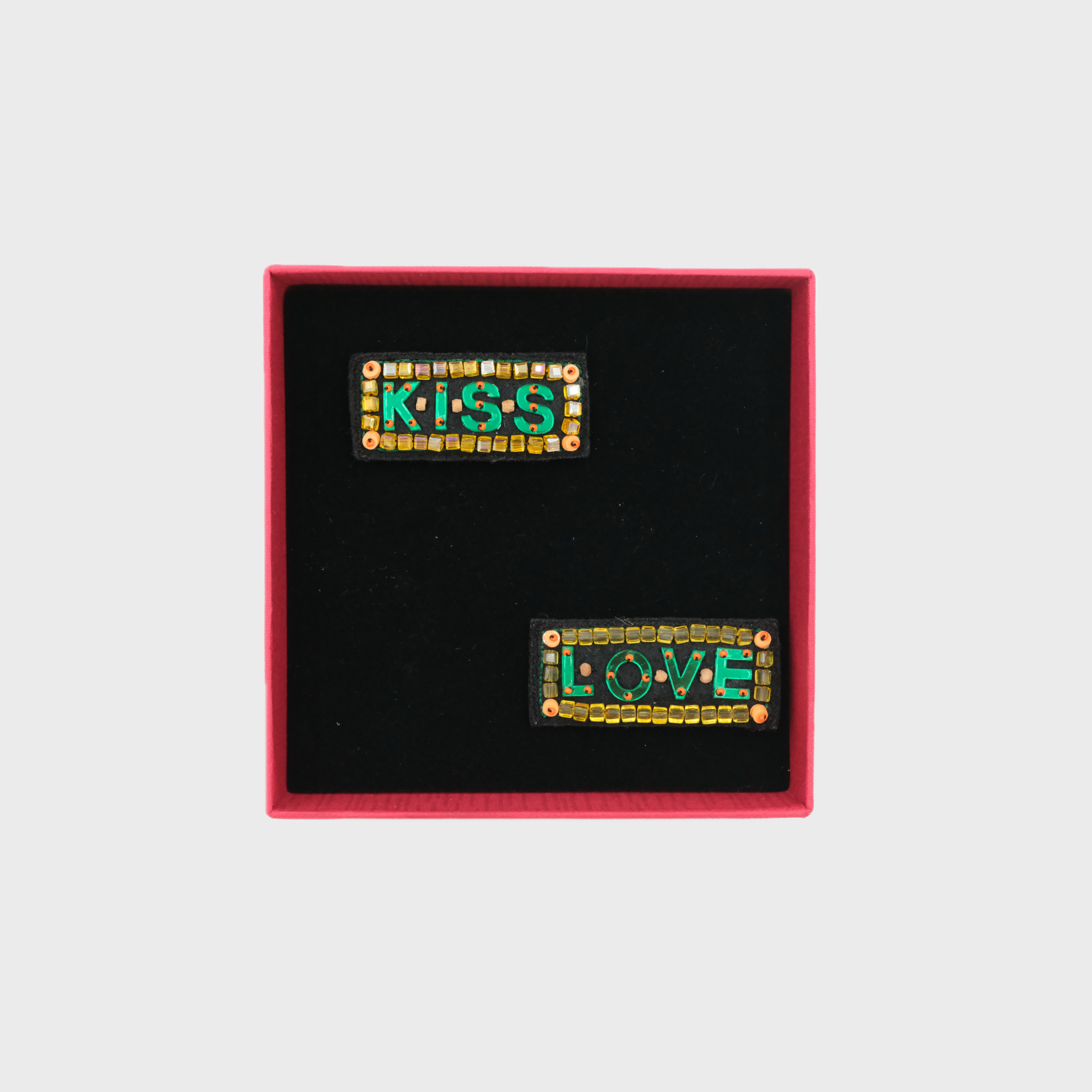 KISS and LOVE Brooches