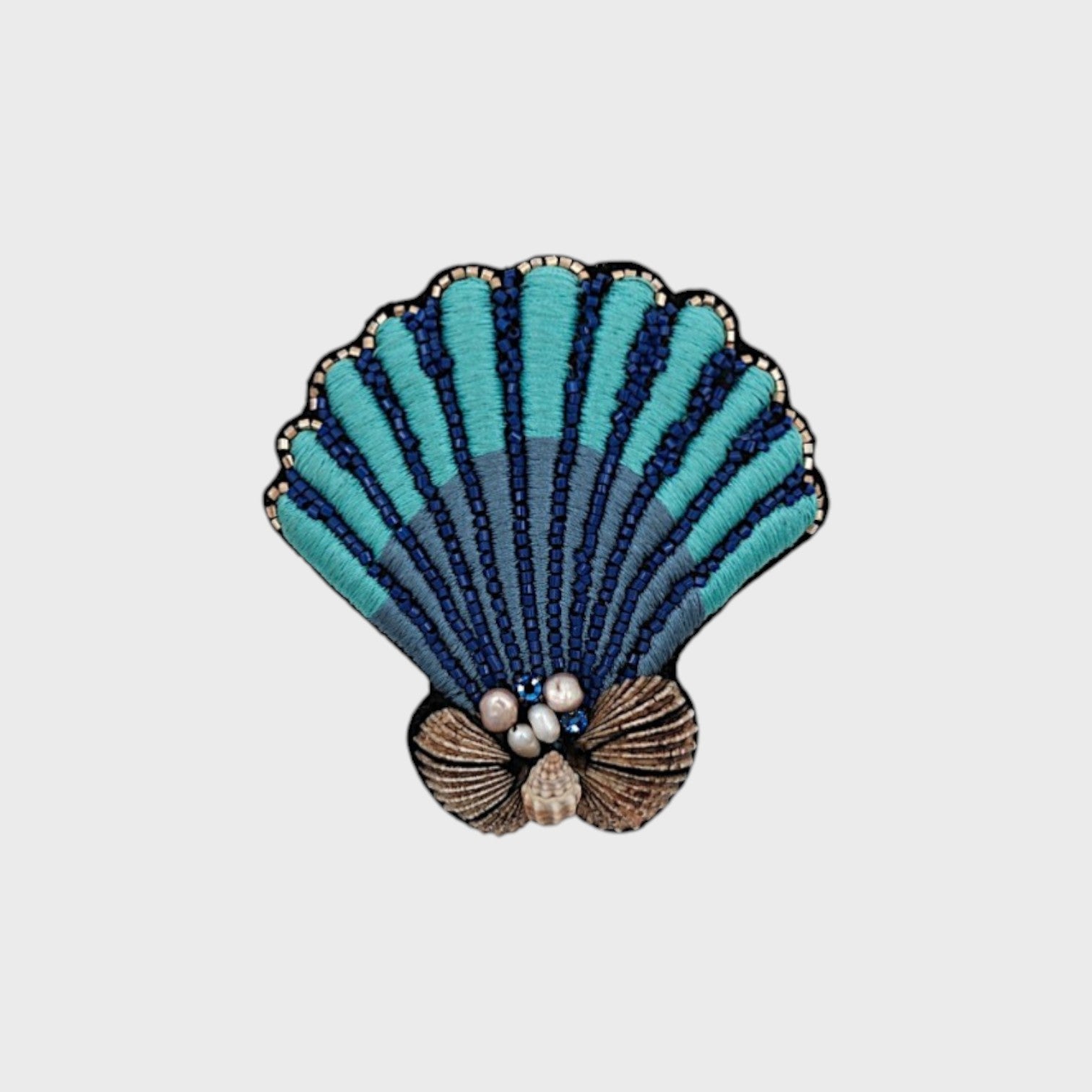 SHELLS Brooch