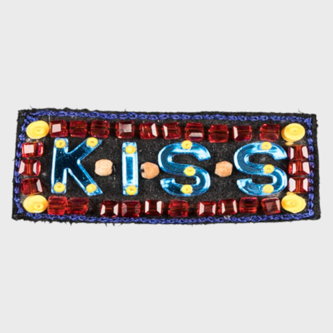 KISS BROOCH