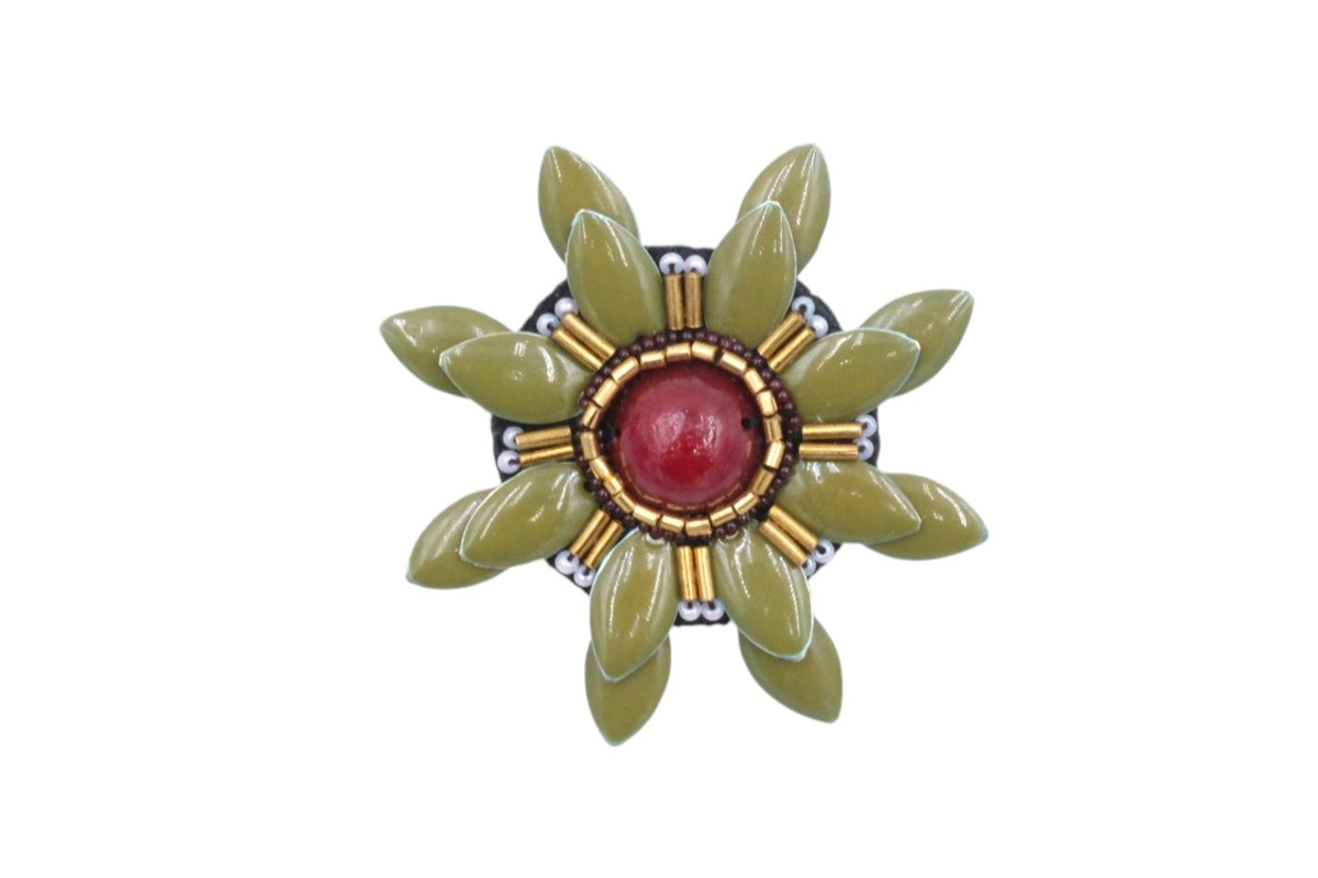 MANUKA FLOWER BROOCH