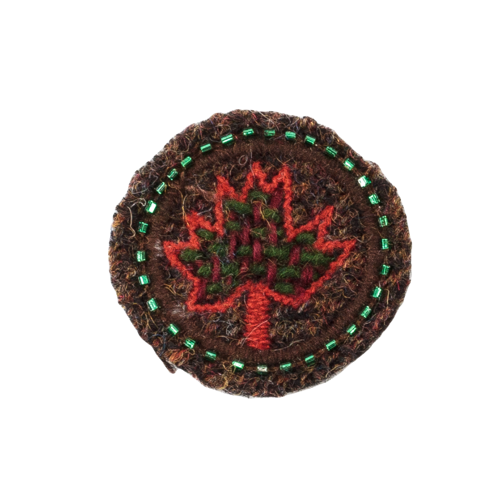 CANADA LEAF Brooch